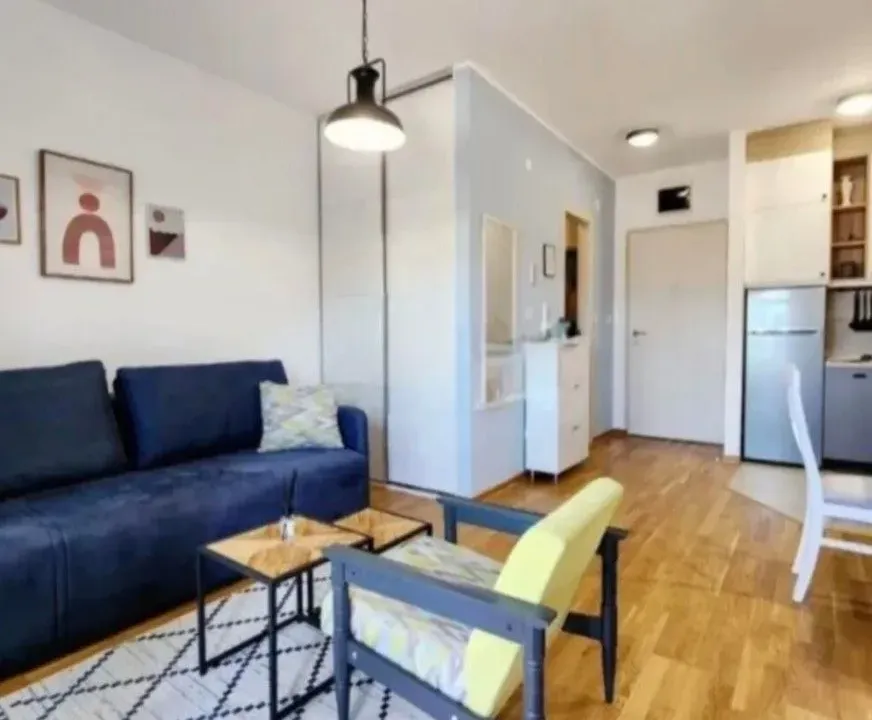 Izdavanje, garsonjera, 34m², City Kvart, Podgorica