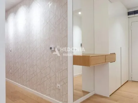 Prodaja, trosoban stan, 99m², Južni Bulevar, Vračar Sve Podlokacije - image 10