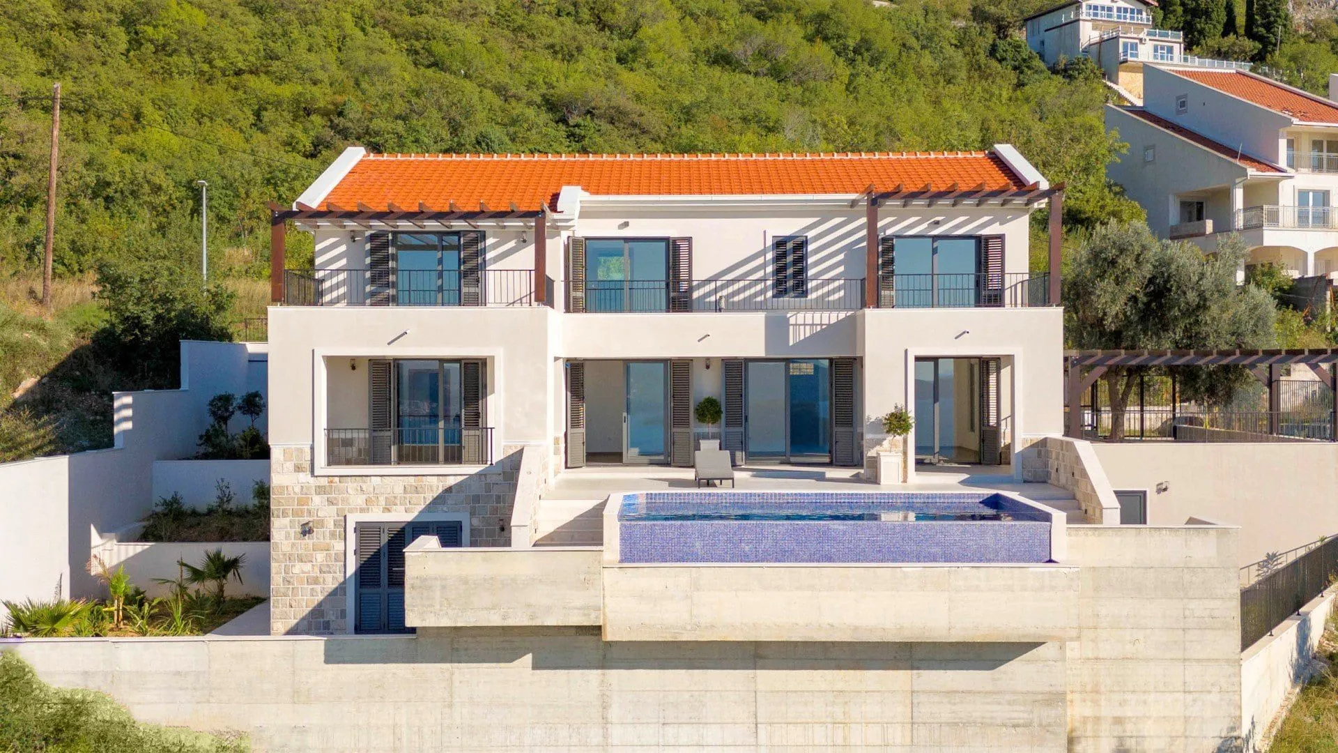 Sale, house, 420m², Blizikuće, Budva