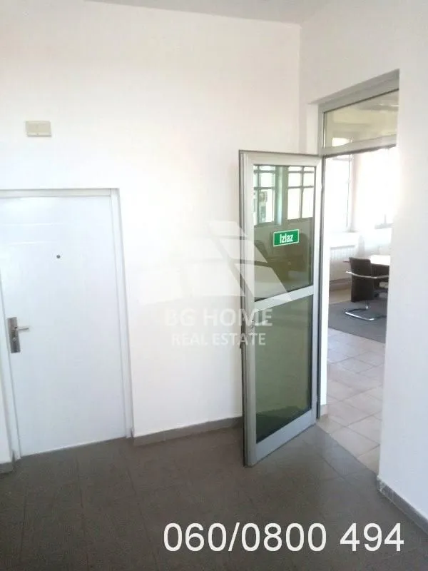 Sale, office space, 1258m², Borča 1, Borča Sve Podlokacije