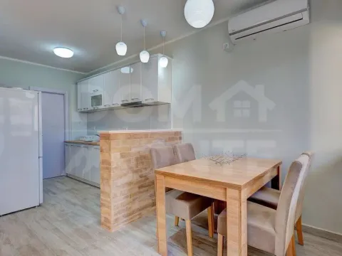 Rent, two bedroom apartment, 75m², Tivat, Crna Gora - image 7
