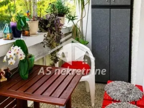 Izdavanje, četvorosoban stan, 90m², Novi Beograd Blok 28, Novi Beograd Sve Podlokacije - image 12