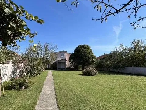 Izdavanje, kuća, 350m², Donji Kokoti, Podgorica - image 16