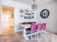 Izdavanje, jednosoban stan, 77m², Centar, Budva - image 6