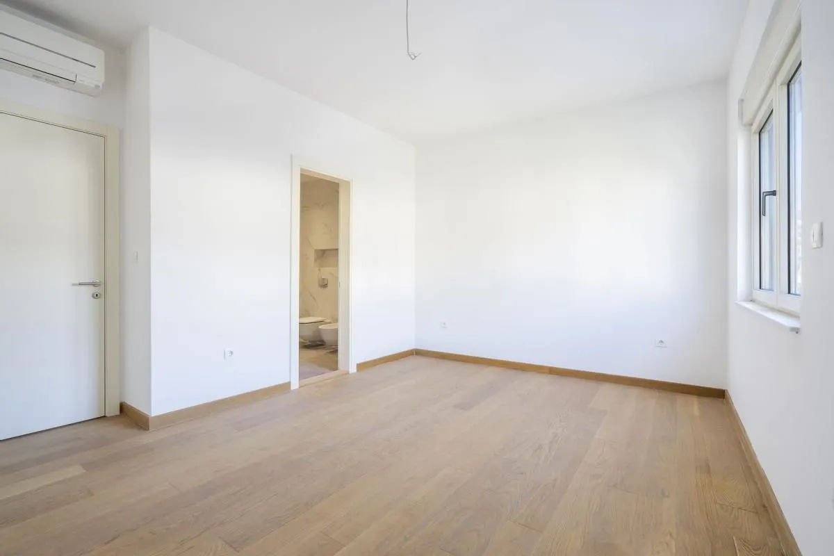 Sale, three bedroom apartment, 122m², Budva, Crna Gora