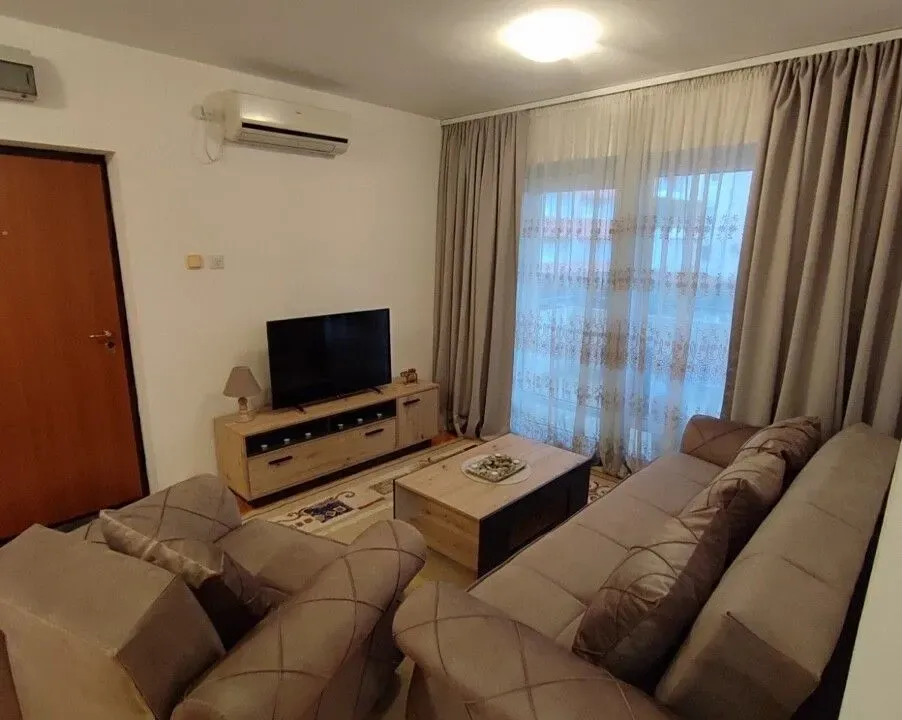 Izdavanje, garsonjera, 37m², Centar, Budva