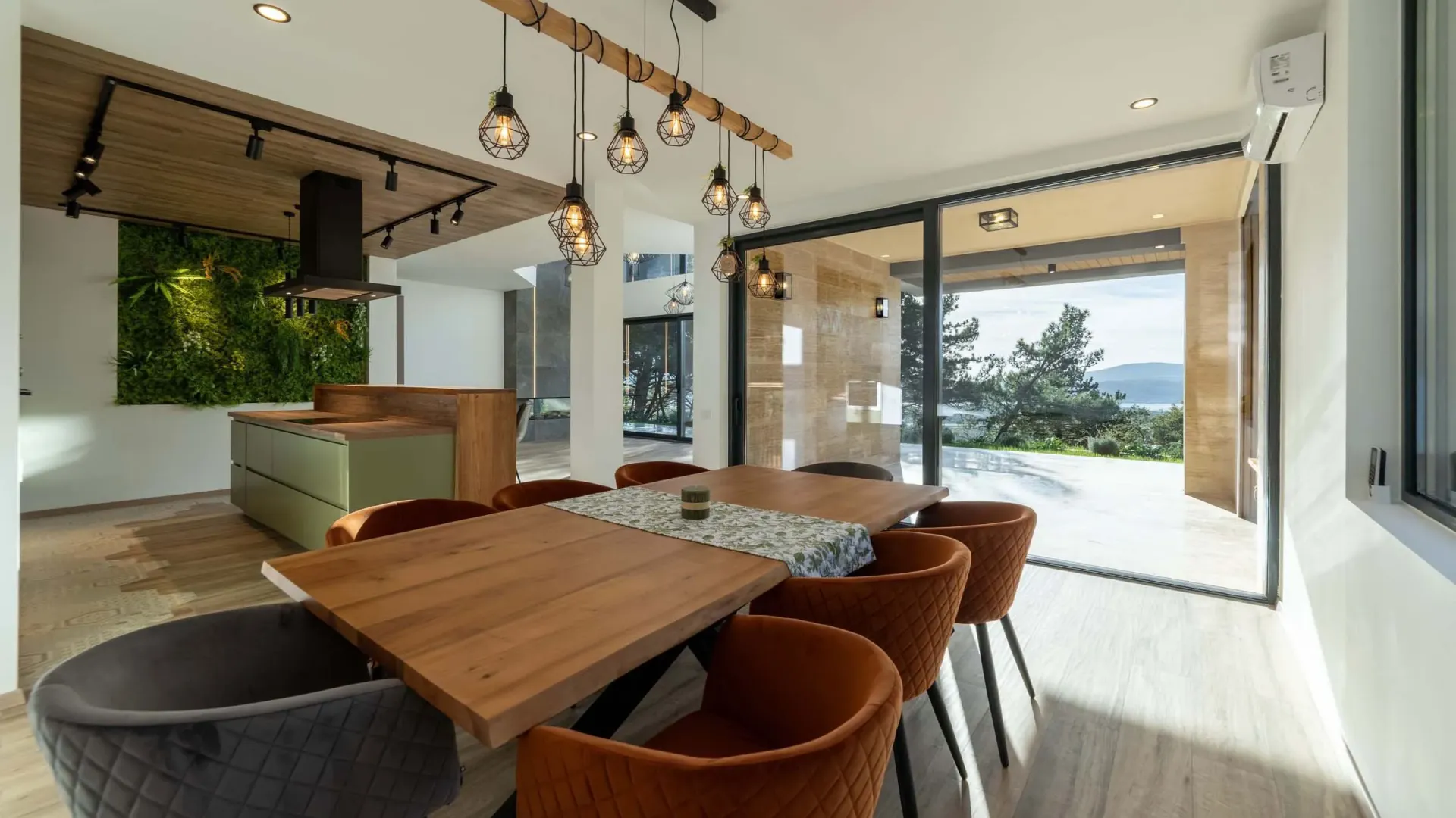 Sale, house, 480m², Kavač, Kotor