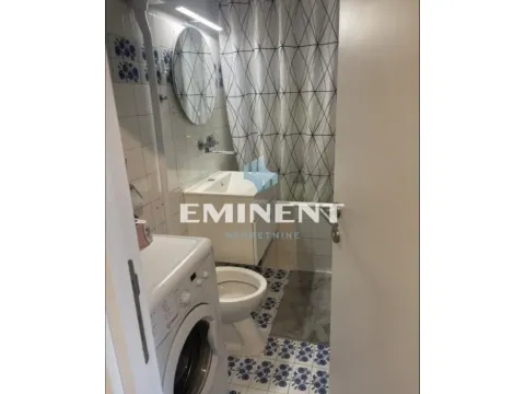 Rent, two bedroom apartment, 39m², Gundulićev Venac, Beograd - image 13