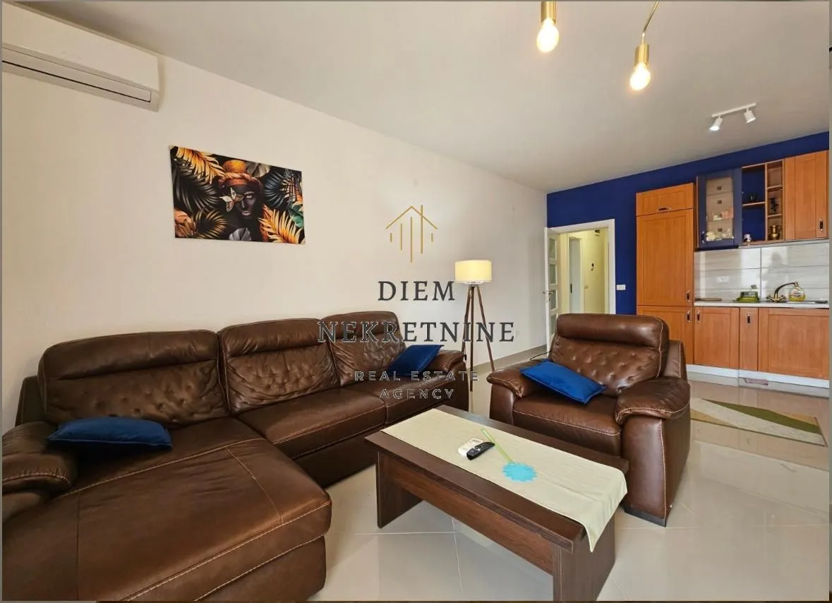Prodaja, dvosoban stan, 78m², Šušanj, Bar