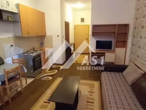 Izdavanje, jednosoban stan, 28m², Bulevar Evrope, Novi Sad Sve Podlokacije - image 4