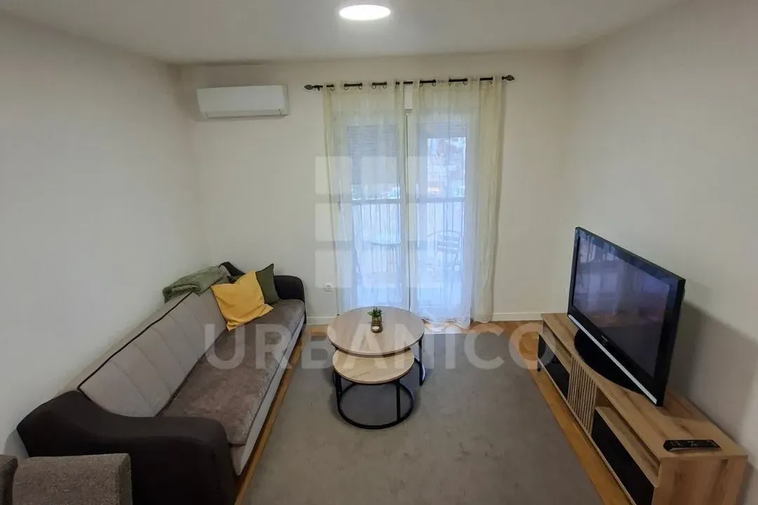 Rent, one bedroom apartment, 42m², Pobrežje, Podgorica