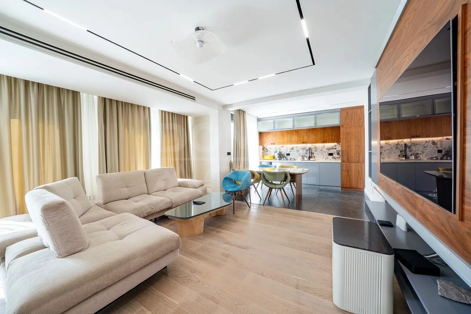 Rent, three bedroom apartment, 120m², Pod Kuk, Tivat