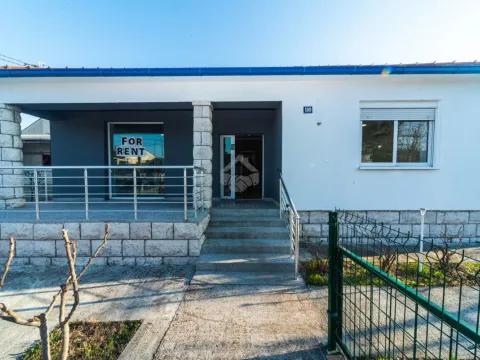 Izdavanje, poslovni prostor, 65m², Masline, Podgorica - image 11