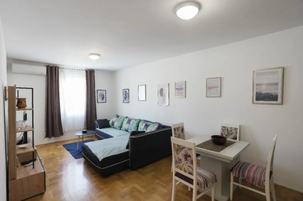 Izdavanje, jednosoban stan, 50m², Seljanovo, Tivat