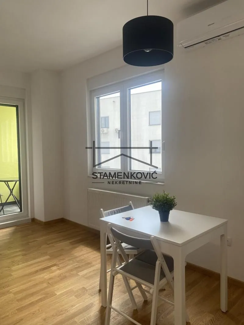 Rent, two bedroom apartment, 40m², Bulevar Evrope, Novi Sad Sve Podlokacije