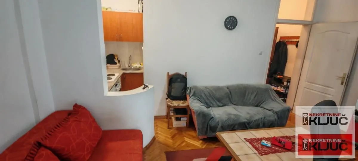 Izdavanje, jednosoban stan, 25m², Centar, Novi Sad
