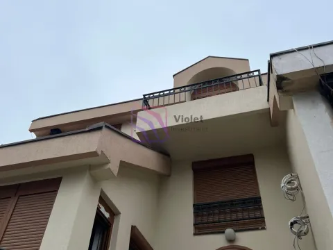 Prodaja, kuća, 400m², Gorica C, Podgorica - image 15