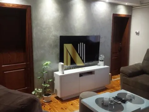 Sale, house, 102m², Cara Dušana, Novi Sad Sve Podlokacije
