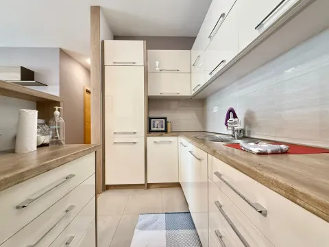 Prodaja, dvosoban stan, 63m², City Kvart, Podgorica - image 10