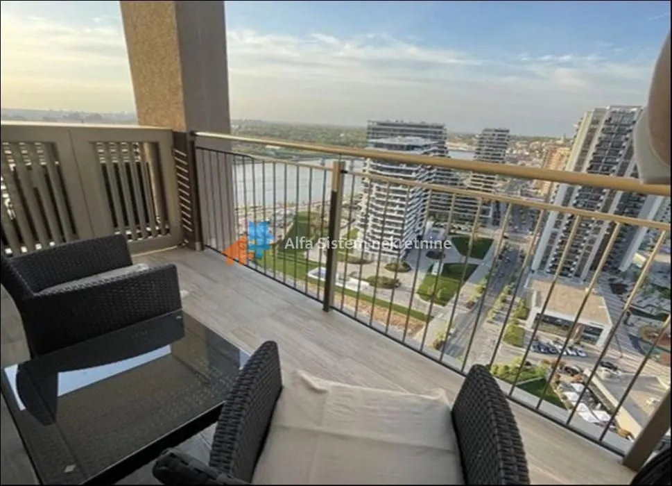 Izdavanje, trosoban stan, 83m², Savski Venac, Beograd