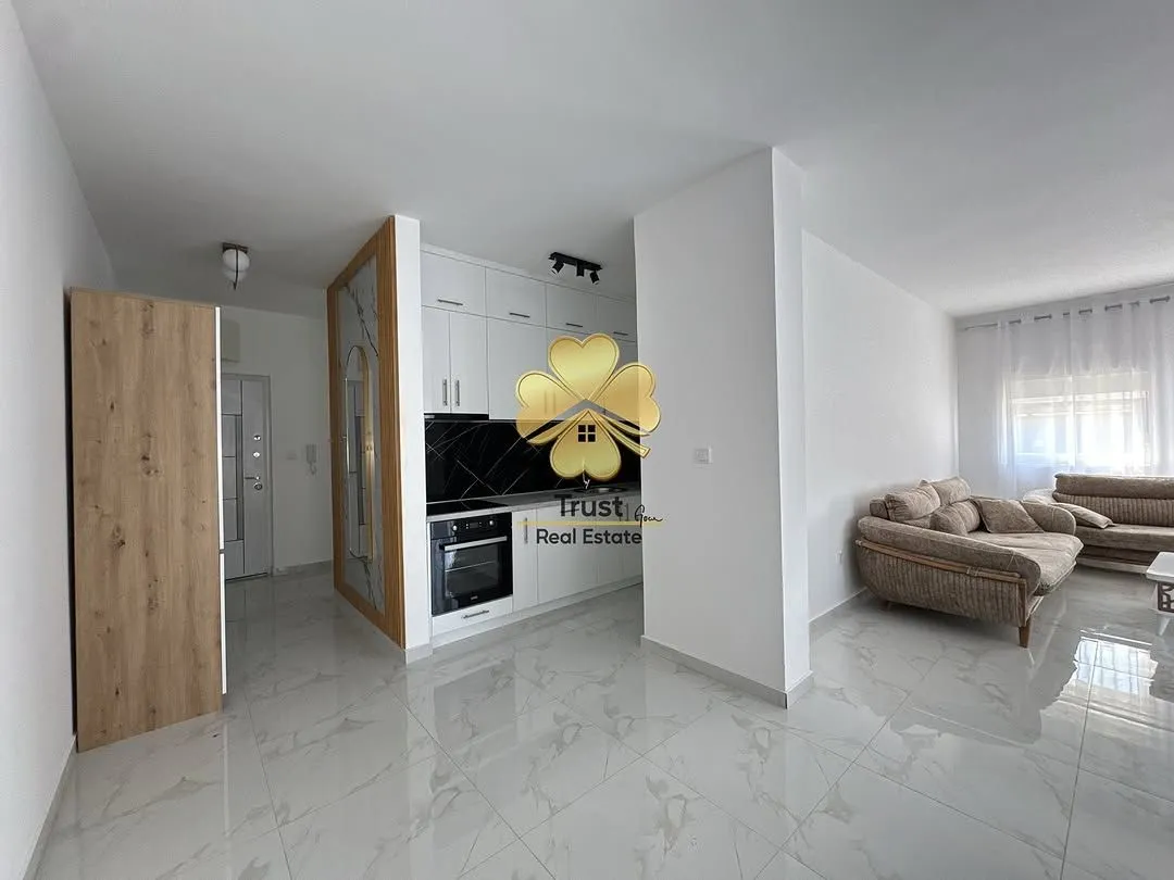 Rent, two bedroom apartment, 75m², Podgorica, Crna Gora