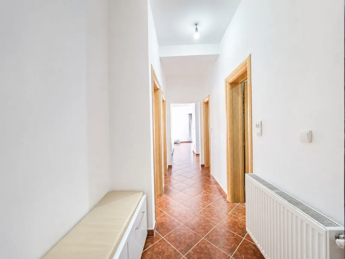 Prodaja, dvosoban stan, 109m², Seoce, Budva