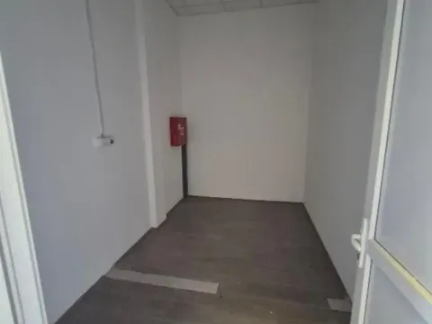 Rent, office space, 652m², Altina, Beograd - image 5