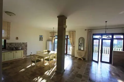 Prodaja, kuća, 700m², Petrovac, Budva - image 25