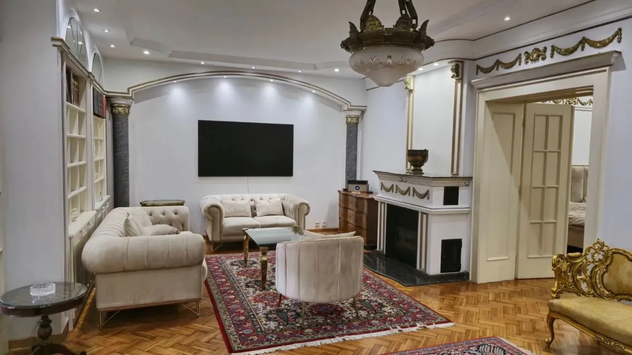 Prodaja, trosoban stan, 125m², Stari Grad, Beograd