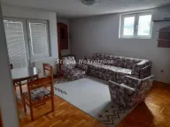 Izdavanje, trosoban stan, 50m², Petrovaradin, Novi Sad - image 1