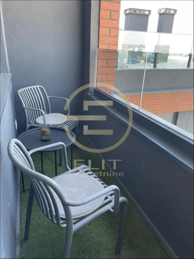 Izdavanje, stan, 40m², Novi Sad Sve Podlokacije, Novi Sad