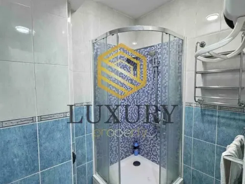 Izdavanje, trosoban stan, 95m², Kod Capital Plaze, Podgorica - image 11