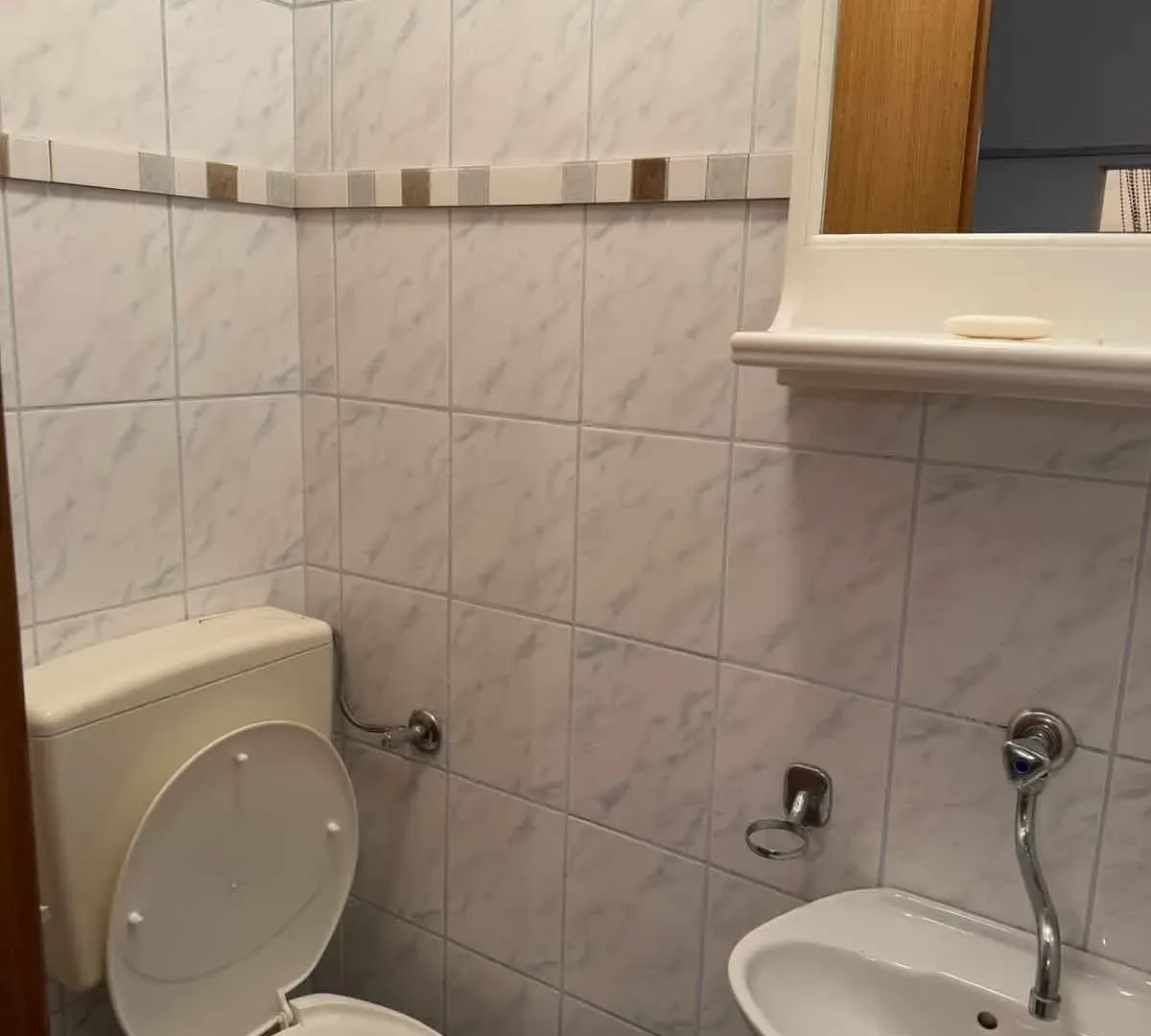 Izdavanje, dvosoban stan, 76m², Stari Aerodrom, Podgorica