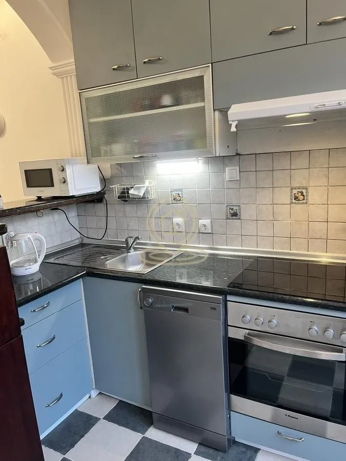 Rent, four bedroom apartment, 120m², Stari Grad, Beograd