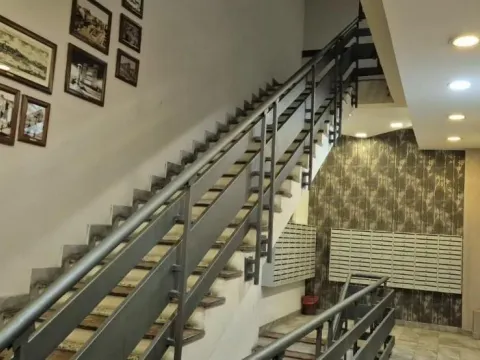 Izdavanje, dvosoban stan, 55m², Botanička Bašta, Palilula Sve Podlokacije - image 14