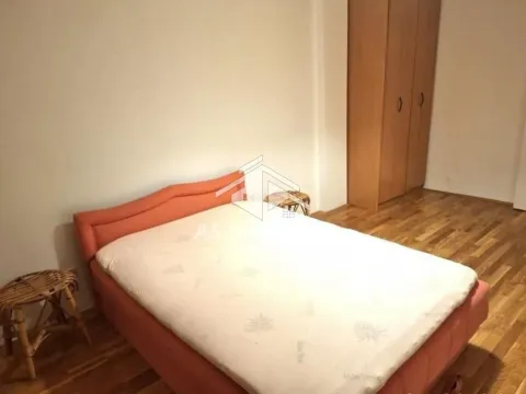 Izdavanje, četvorosoban stan, 105m², Crveni Krst, Beograd - image 9