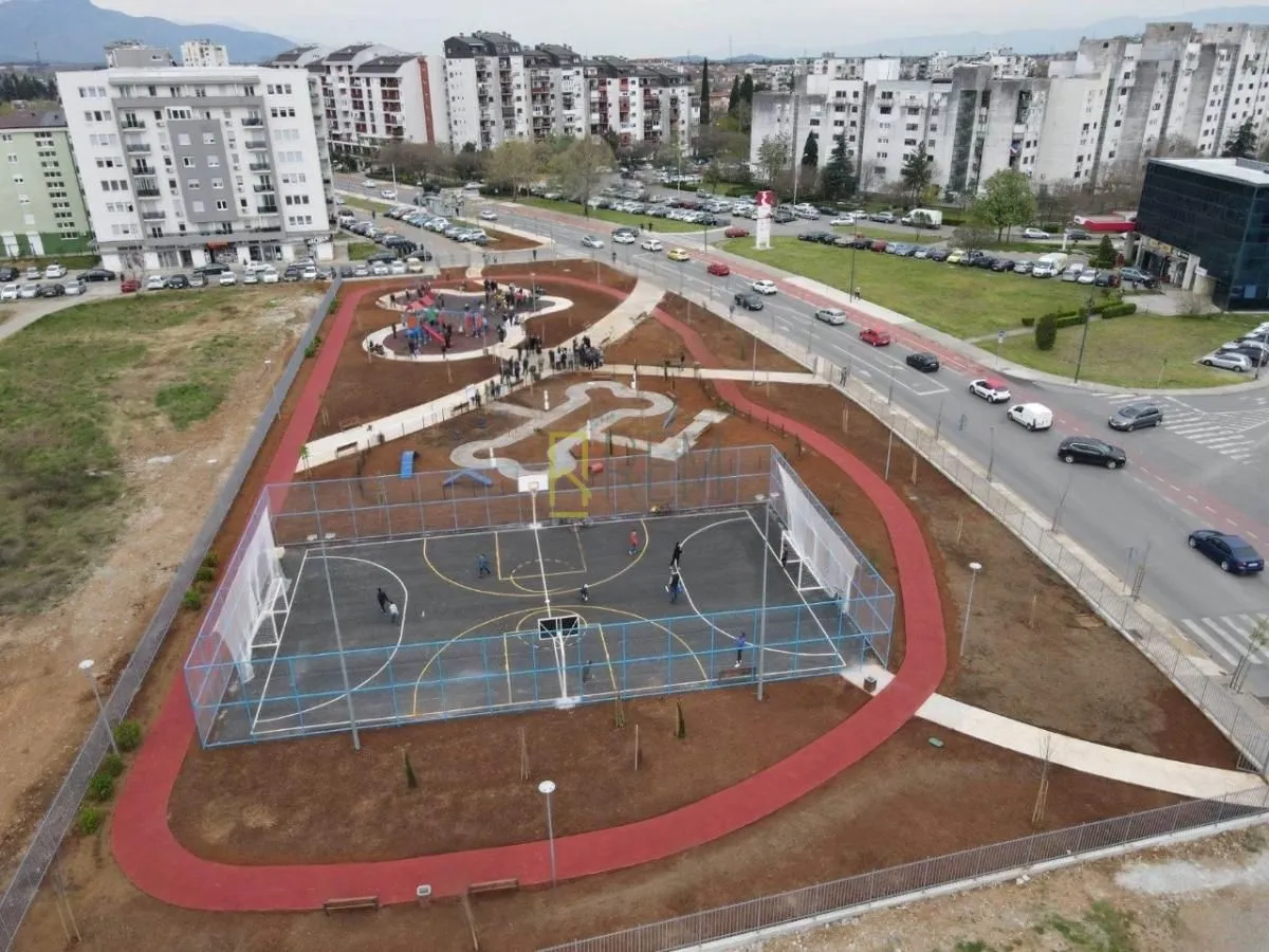 Sale, office space, 52m², Zabjelo, Podgorica