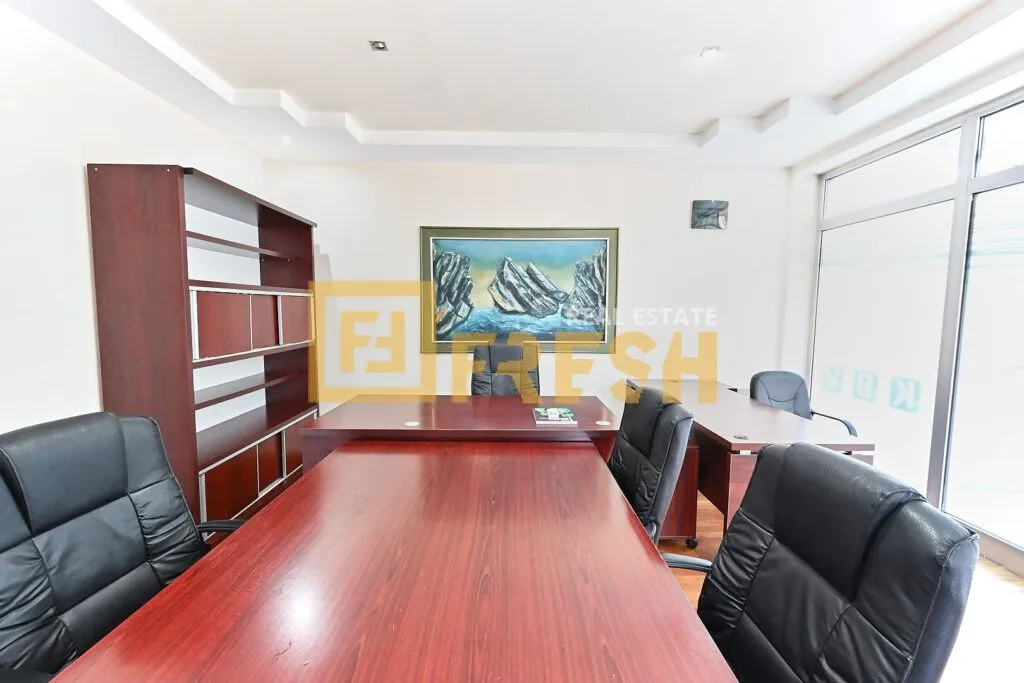 Rent, office space, 65m², Pobrežje, Podgorica