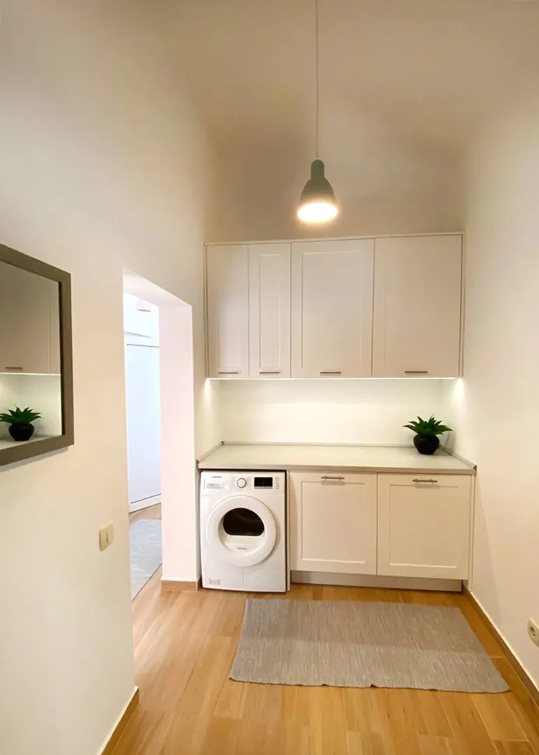 Rent, three bedroom apartment, 136m², Petrovac, Budva