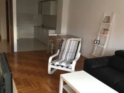 Rent, parking/garage, 52m², City Kvart, Podgorica - image 4