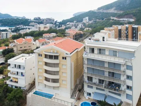 Prodaja, jednosoban stan, 45m², Bečići, Budva - image 9