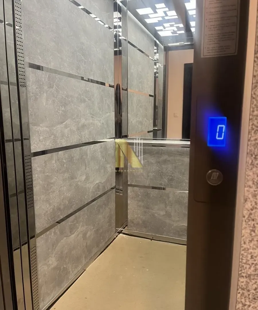Prodaja, stan, 191m², Bulevar Evrope, Novi Sad Sve Podlokacije