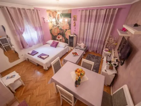 Prodaja, kuća, 42m², Centar, Budva - image 25