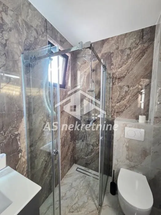 Izdavanje, stan, 61m², Cvetkova Pijaca, Zvezdara Sve Podlokacije