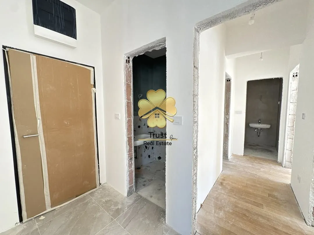Prodaja, dvosoban stan, 84m², Zabjelo, Podgorica