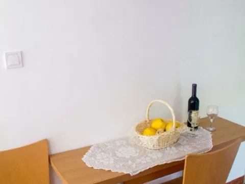 Sale, studio apartment, 26m², Sveti Stefan, Budva - image 2