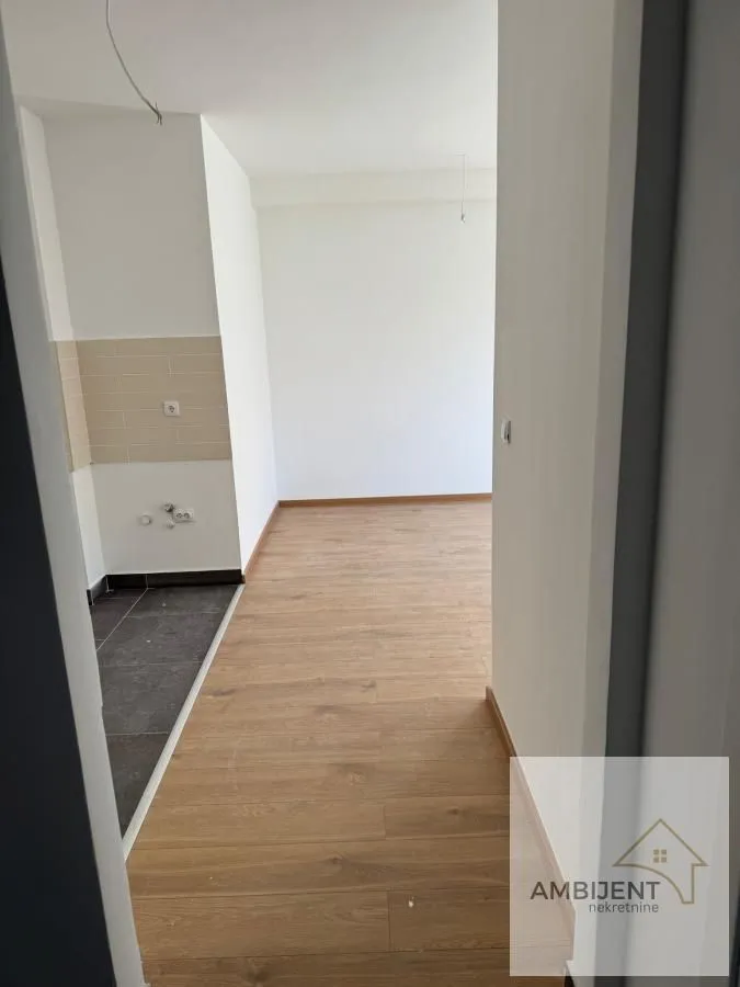 Prodaja, dvosoban stan, 56m², Centar, Stara Pazova