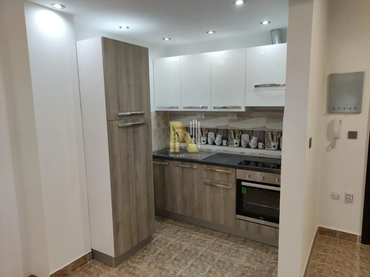 Rent, two bedroom apartment, 50m², Bulevar Oslobodjenja, Novi Sad Sve Podlokacije