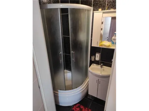 Izdavanje, kuća, 91m², Niš, Srbija - image 9