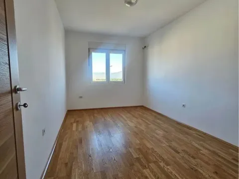 Rent, two bedroom apartment, 66m², Stari Aerodrom, Podgorica - image 5